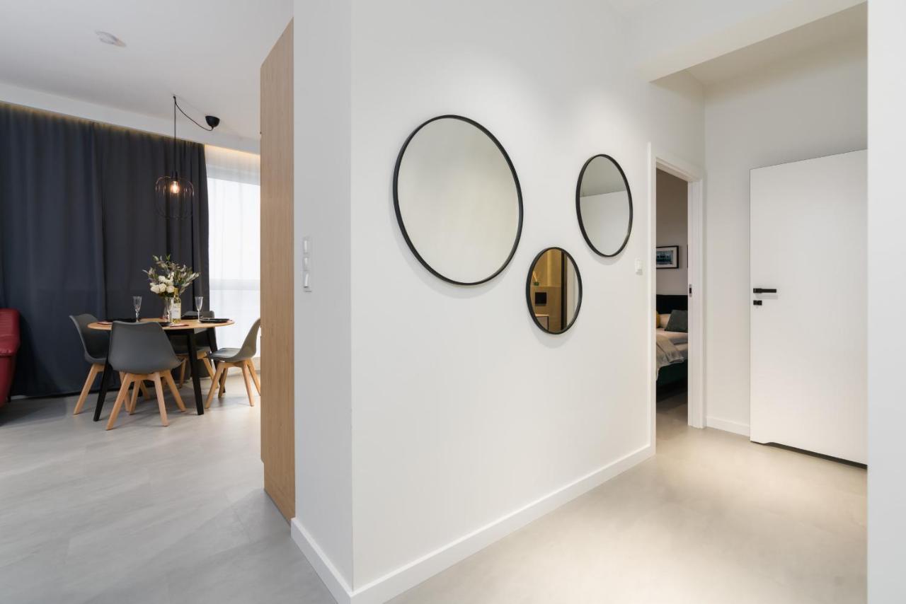 Widokowy Apartament Wojciechowskiego Parking I Loggia By Renters Prestige Poznan Exterior photo
